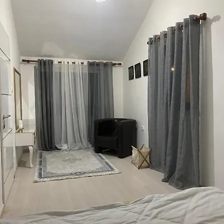 Miki's House بيت للعطل *